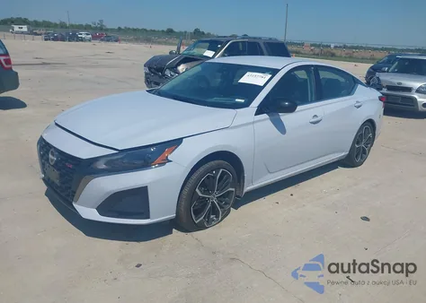 2025 Nissan Altima Sr Fwd z USA, uszkodzony, nr VIN 1N4BL4CV5SN329822